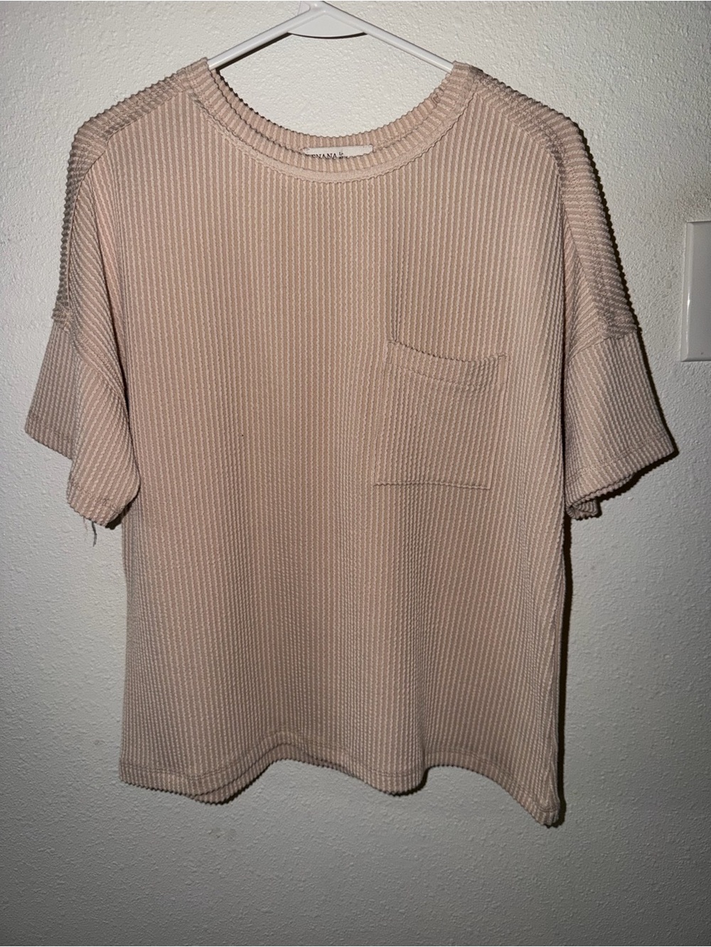 Zenana Outfitters Women’s Short Sleeve Ribbed Pocket Tee - Beige